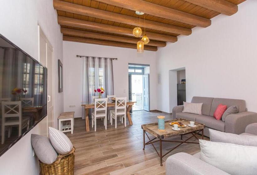 Отель Castle Mansions