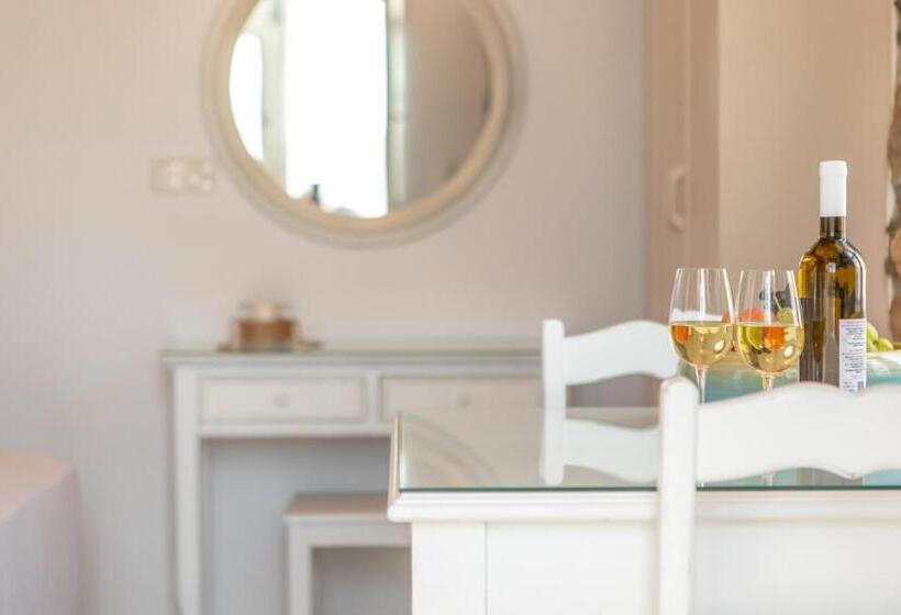 Отель Castle Mansions