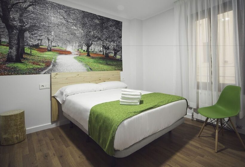 هتل Casual Serantes