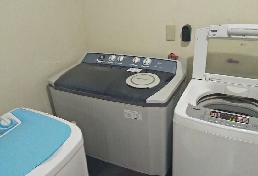 هتل Costa Palawan Resort