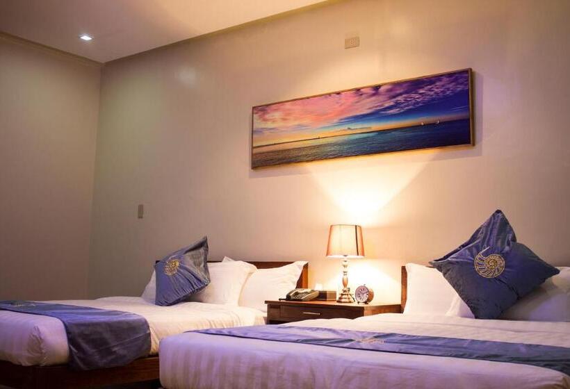 هتل Costa Palawan Resort