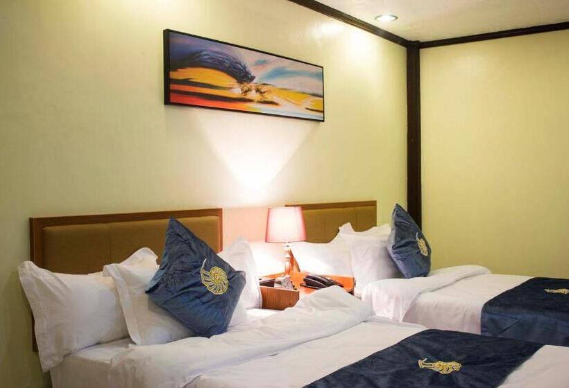 هتل Costa Palawan Resort