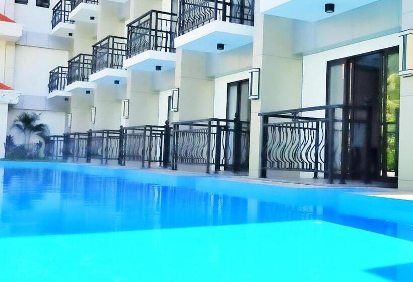 هتل Costa Palawan Resort