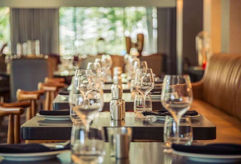 فندق Crosswaters Resort At Kananaskis