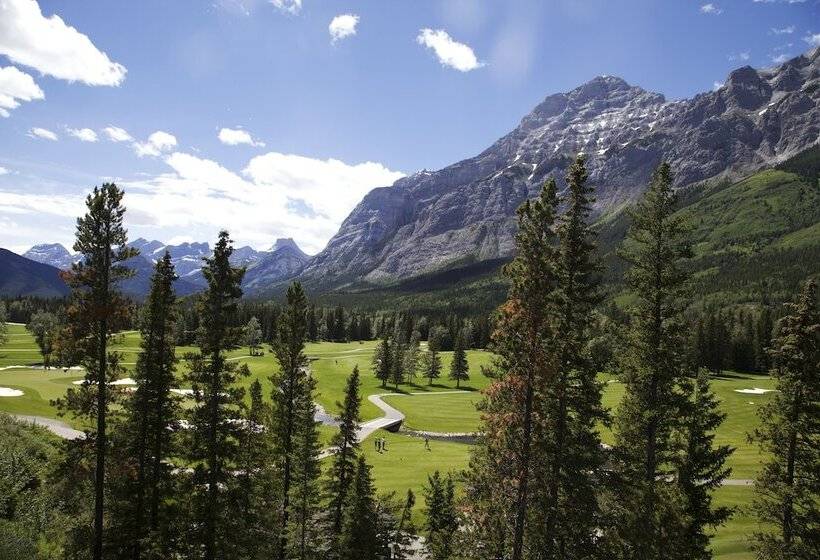فندق Crosswaters Resort At Kananaskis