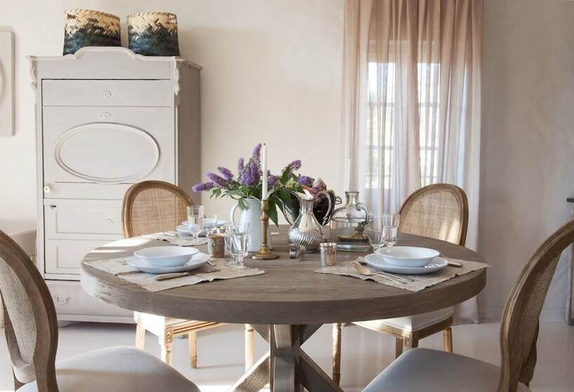 Отель Domaine Les Martins   Gordes