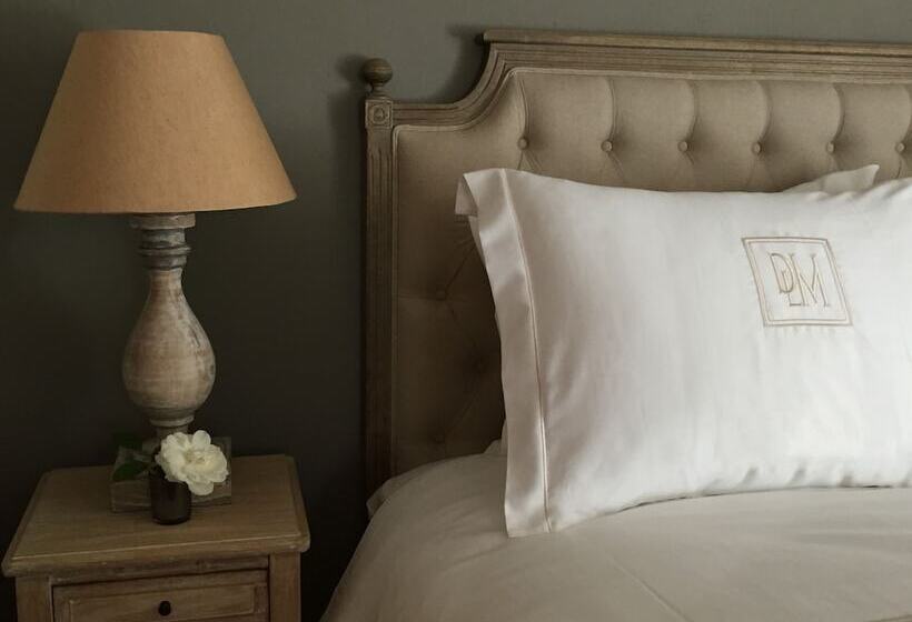 Отель Domaine Les Martins   Gordes