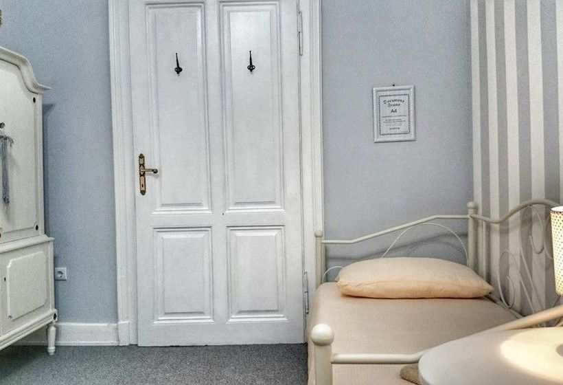 בית מלון כפרי Donos Apartments