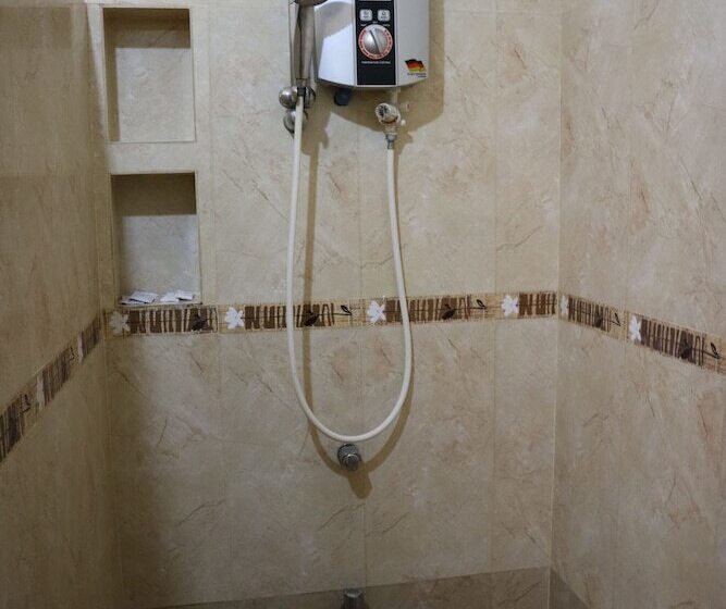 هتل El Nido Reef Strand Resort