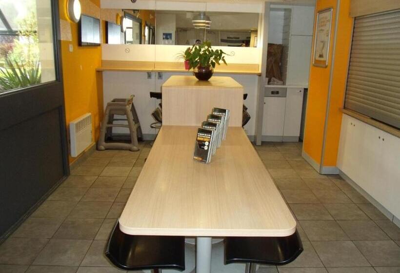 فندق F1 Tours Nord