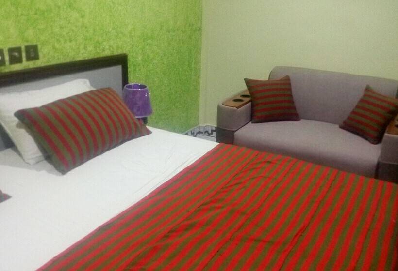 Отель Golden Horse