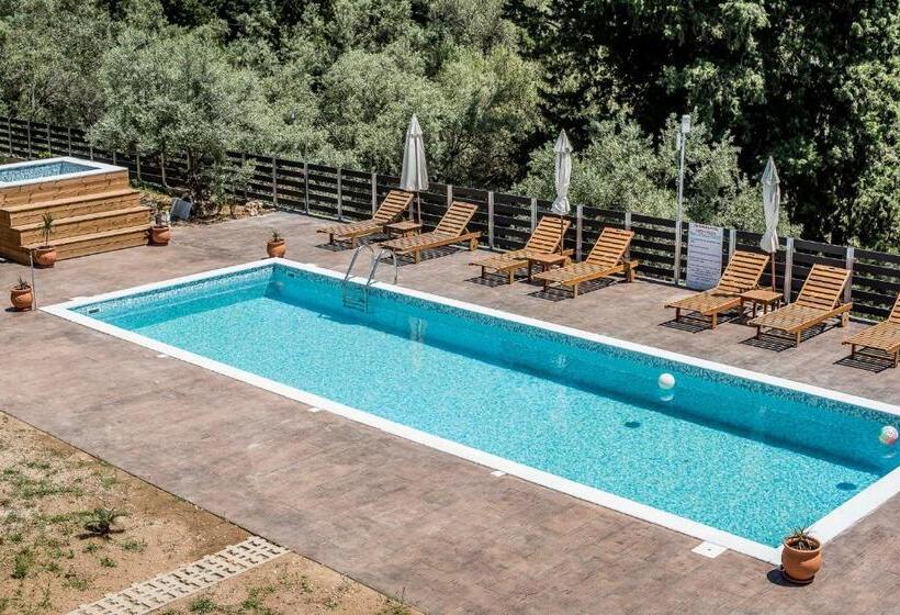 בית מלון כפרי Golden Sun Villas