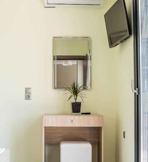 בית מלון כפרי Golden Sun Villas