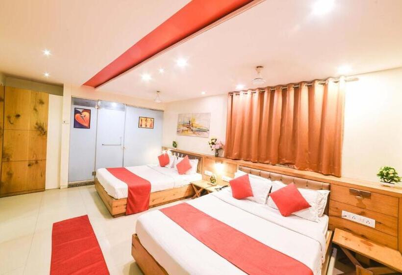 هتل Grandeur Near Mumbai International Airport