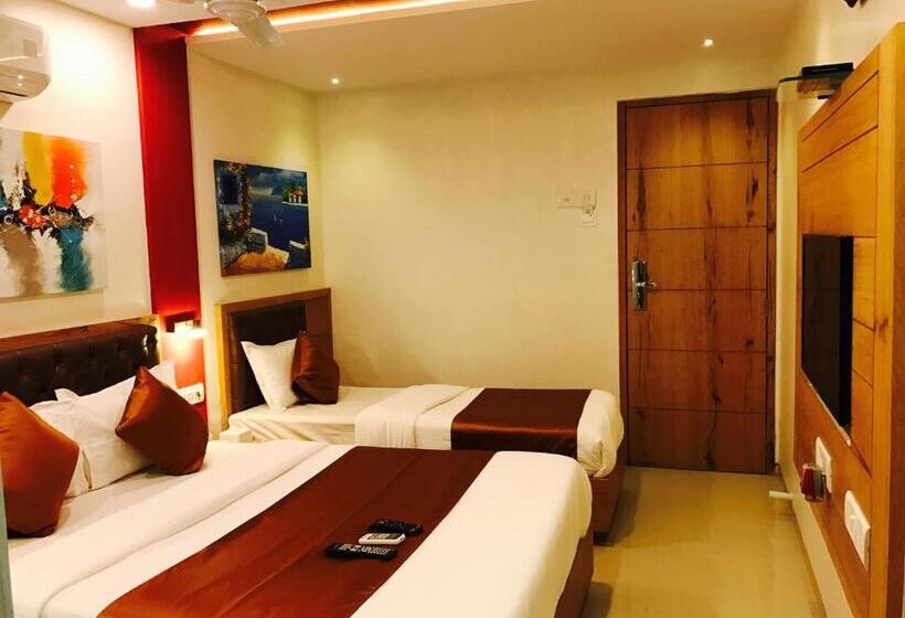 هتل Grandeur Near Mumbai International Airport