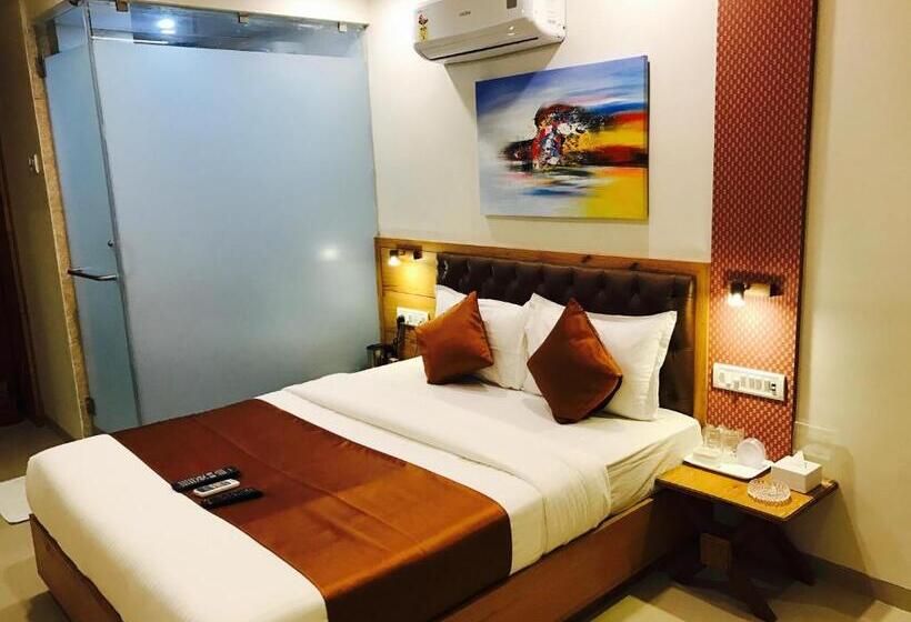 هتل Grandeur Near Mumbai International Airport