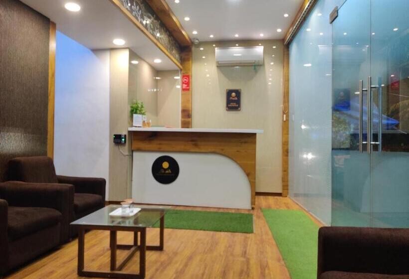 هتل Grandeur Near Mumbai International Airport