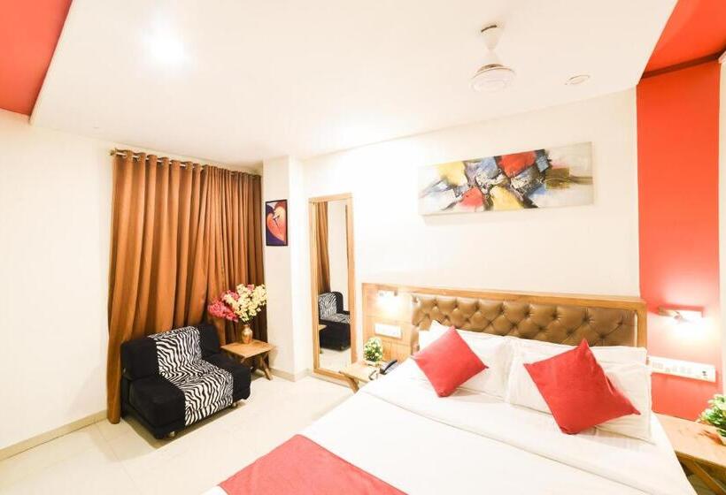 هتل Grandeur Near Mumbai International Airport