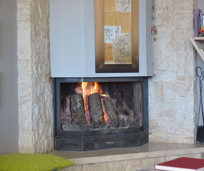 فندق Guesthouse Vissinokipos   Biker Friendly   Motorrad