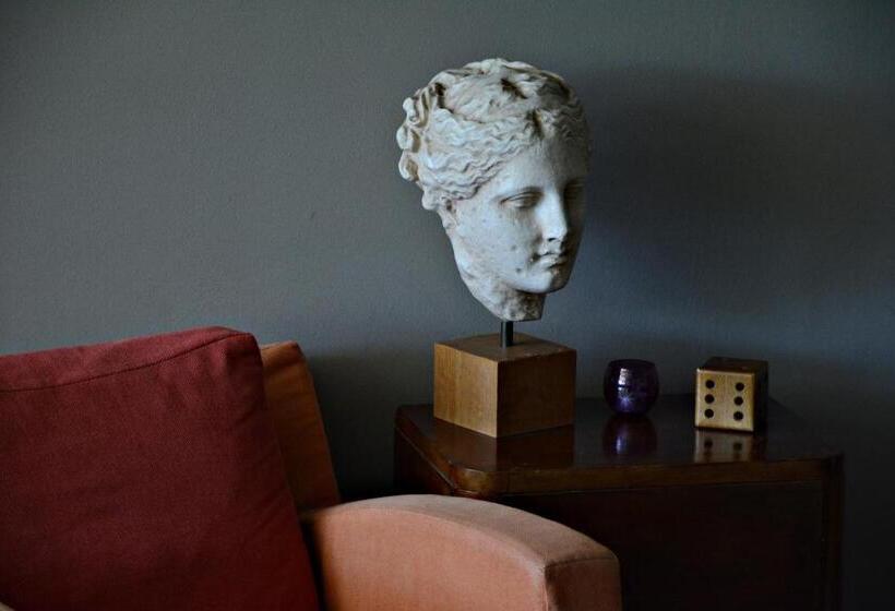 בית מלון כפרי Guesthouse Vissinokipos   Biker Friendly   Motorrad