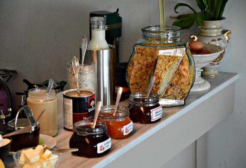 فندق Guesthouse Vissinokipos   Biker Friendly   Motorrad