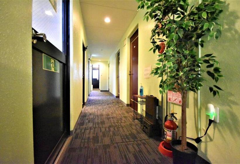 Отель Hakone Guesthouse Gaku