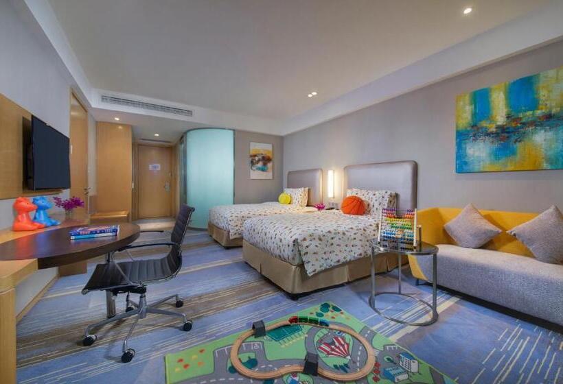 Отель Holiday Inn Express Guian Yungu, An Ihg