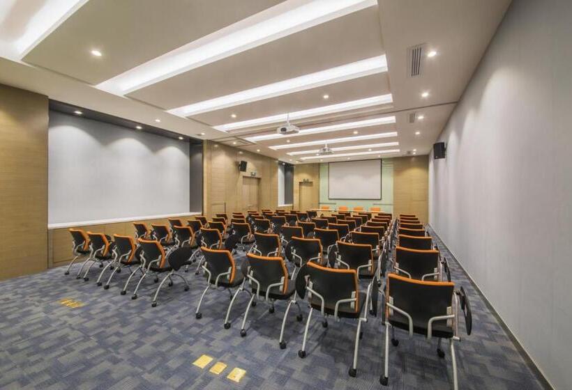 בית מלון כפרי Holiday Inn Express Guian Yungu, An Ihg