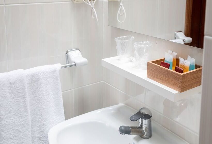 בית מלון כפרי Hostal La Costa