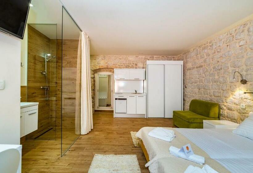 فندق Idassa Atrium Rooms