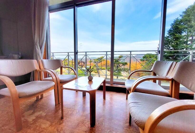 בית מלון כפרי Ikoi No Mura Heritage Minoyama