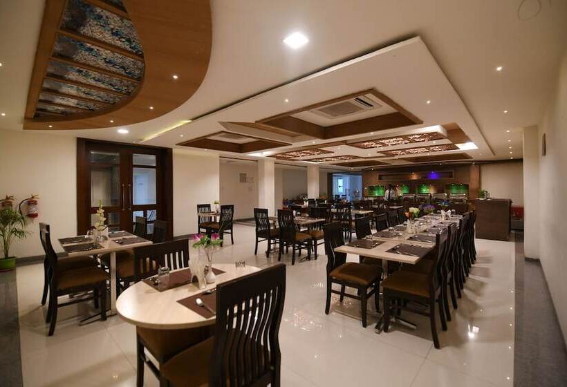 בית מלון כפרי Jataka Inn