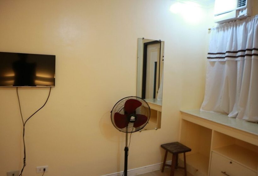 酒店 Joaquinns Bed & Breakfast