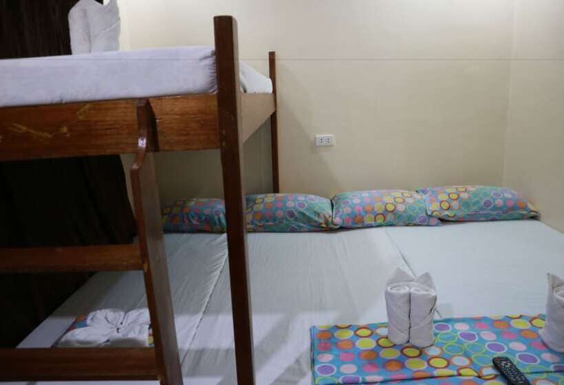 酒店 Joaquinns Bed & Breakfast