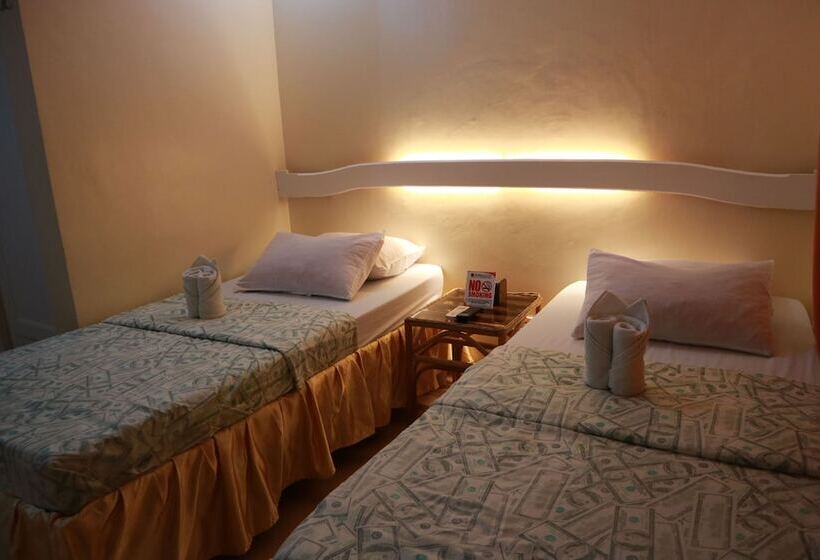 酒店 Joaquinns Bed & Breakfast