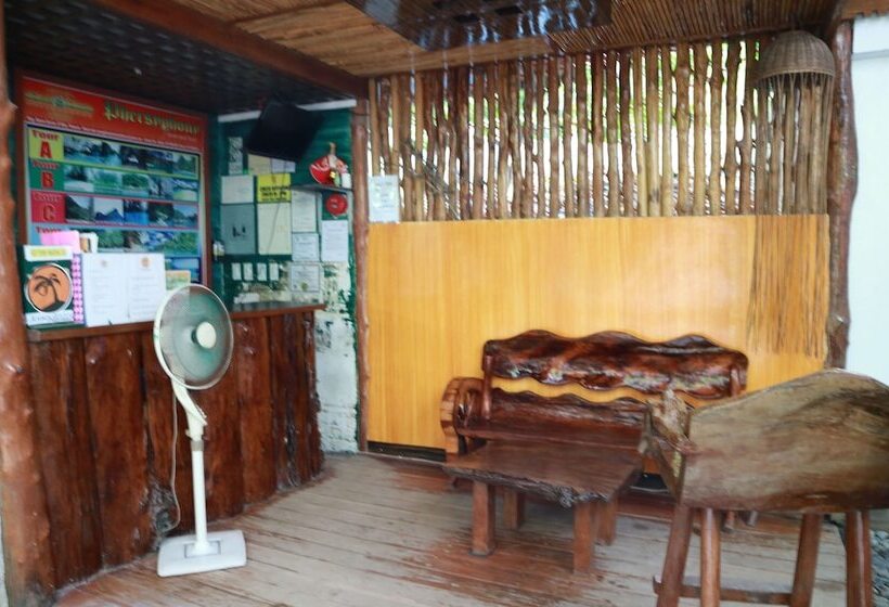 酒店 Joaquinns Bed & Breakfast