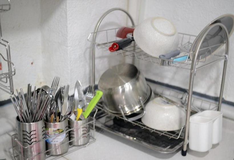 هتل Kimchee Busan Station Guesthouse  Hostel