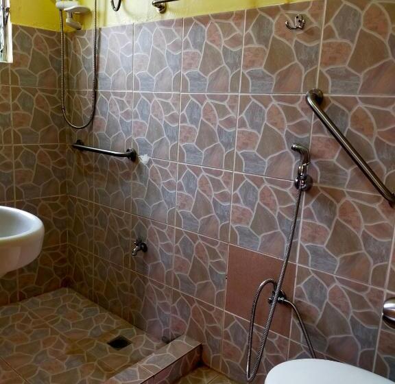 Отель Las Residencias Bed And Breakfast