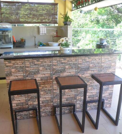 Отель Las Residencias Bed And Breakfast