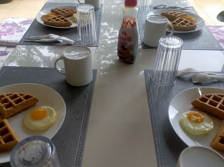 فندق Las Residencias Bed And Breakfast