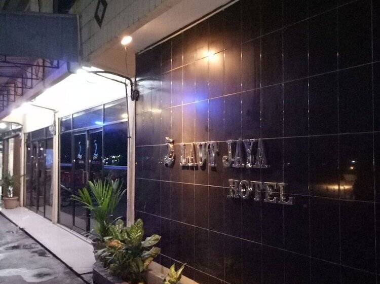 호텔 Laut Jaya