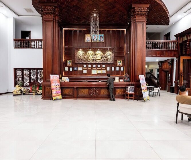 בית מלון כפרי Lbn Asian