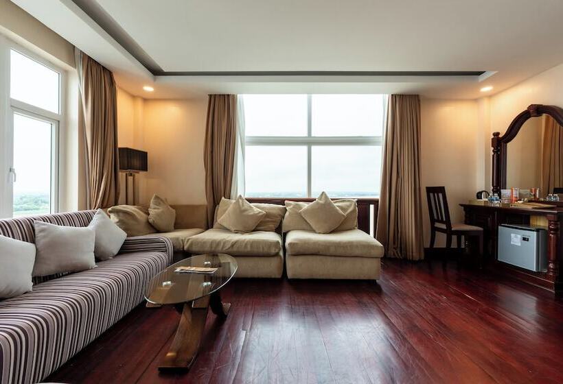 בית מלון כפרי Lbn Asian