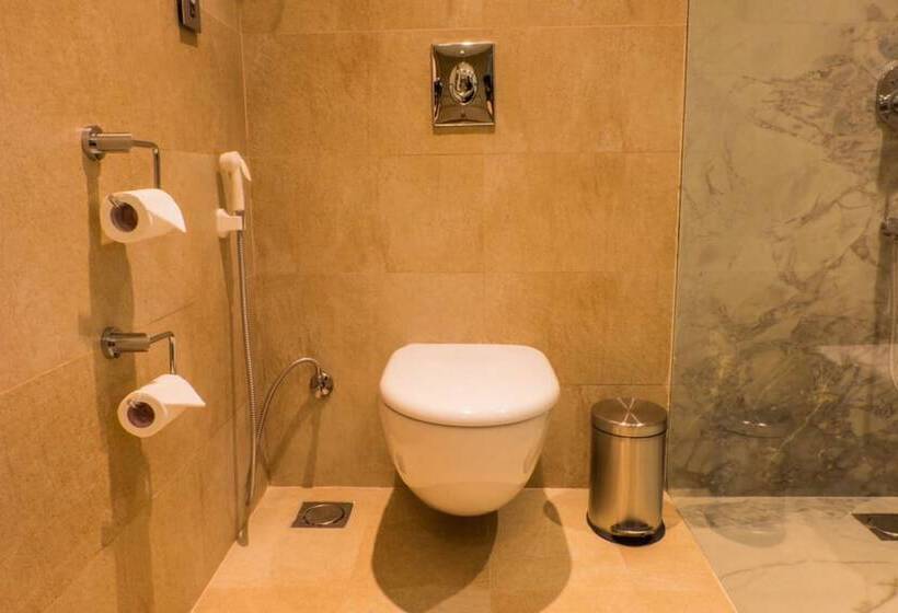 فندق Lemon Tree Premier Corbett