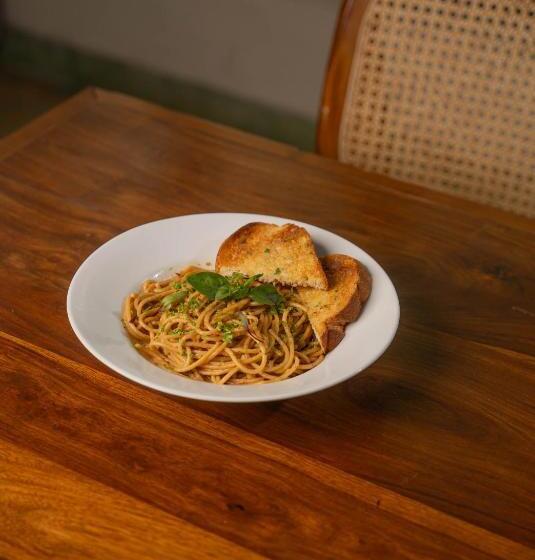 فندق Letsbunk Poshtel