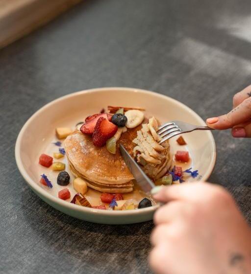 فندق Letsbunk Poshtel