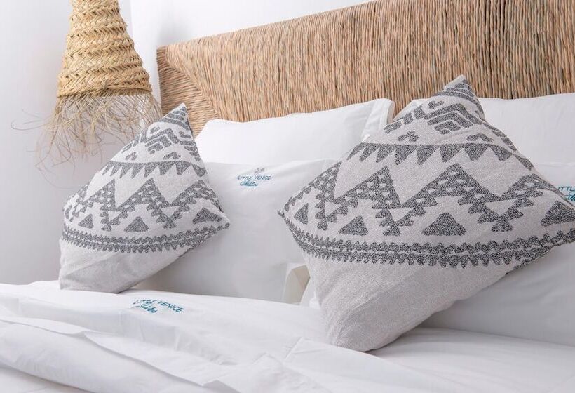 בית מלון כפרי Little Venice Villas