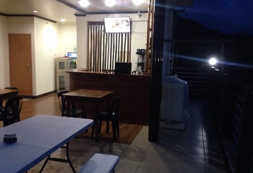 هتل Lolo Bob's Bed And Breakfast