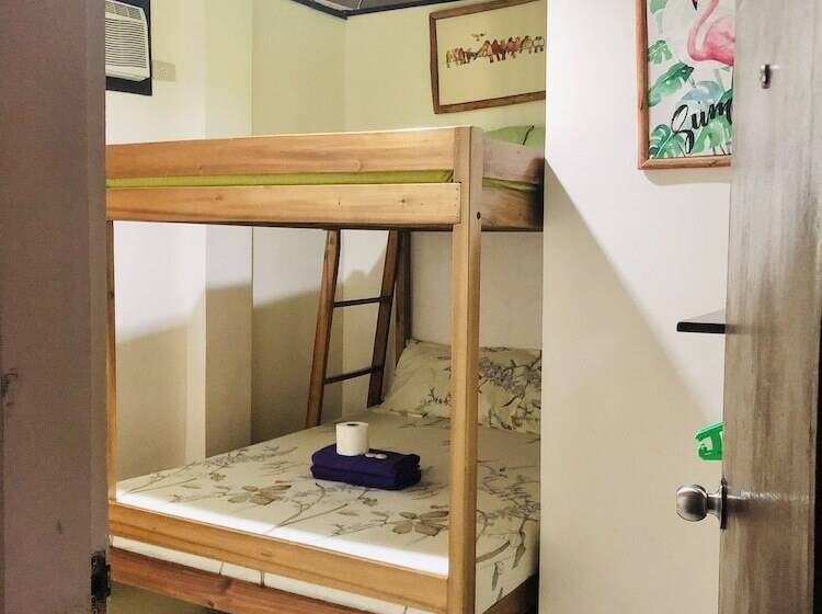 هتل Lolo Bob's Bed And Breakfast