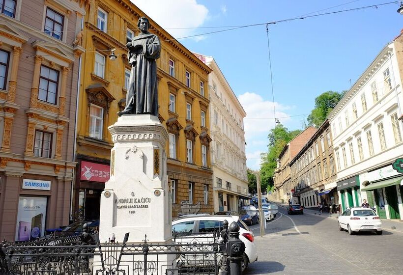 فندق Love Croatia Hostel Mir Guesthouse Zagreb